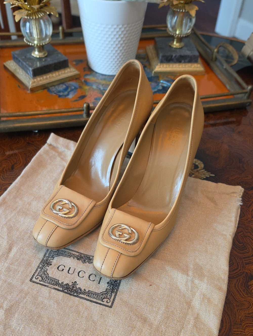 Gucci Tan Leather Mid-Heel Pumps with Double G Logo 8B 3 1/2” heel